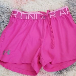 Youth small ua shorts